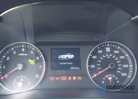 2021 Kia Forte Lxs z USA, uszkodzony, nr VIN 3KPF24ADXME330593